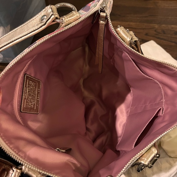 Coach Poppy Madras Large Handbag Tote, Exc Cond. - Picture 7 of 9